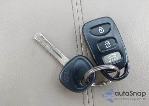 2011 Kia Optima Lx из США, поврежденный, VIN KNAGM4A78B5139950